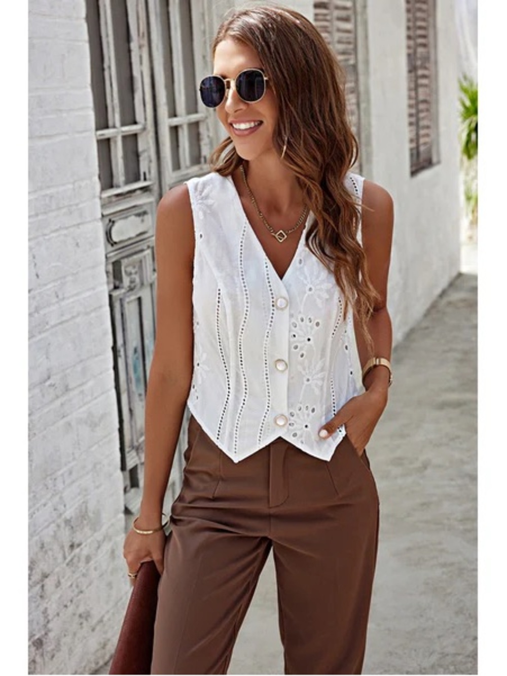 Women’s White Eyelet Button-Front Vest Top PTP 17.5”
